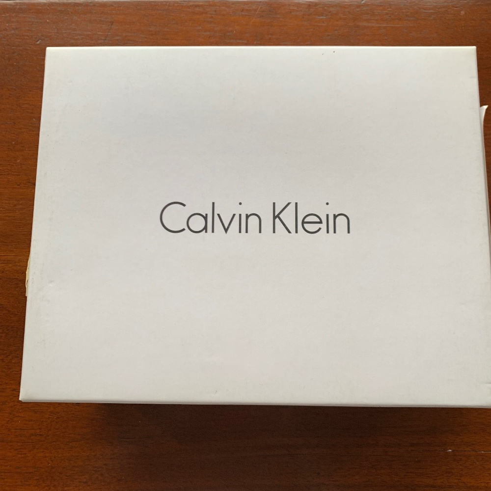 Calvin Klein Wedge Sandals Size 7.5 NWB - Picture 10 of 10
